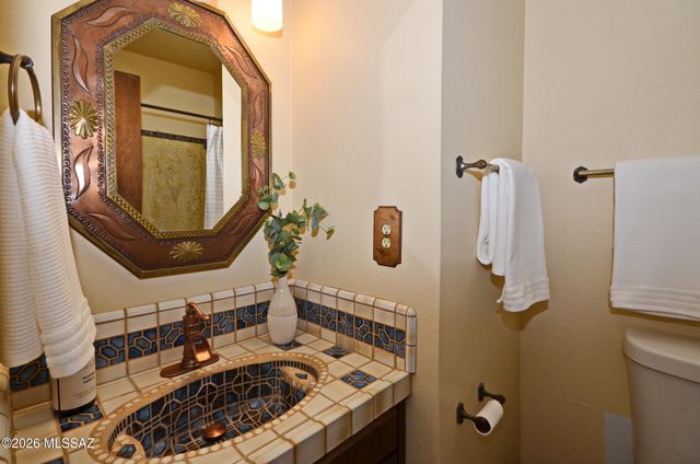 745 W Bangalor Drive, Oro Valley, AZ 85737