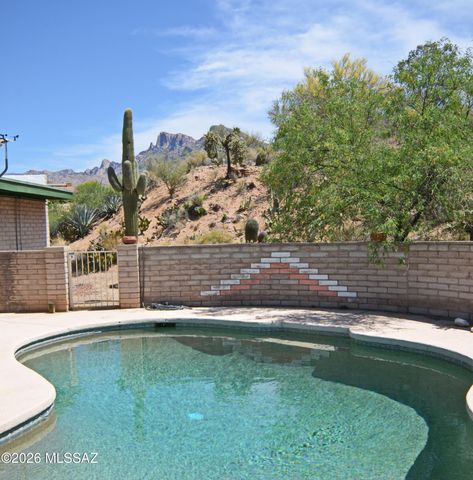 745 W Bangalor Drive, Oro Valley, AZ 85737