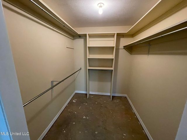 384 Ponta Hills Road, Meridian, MS 39305