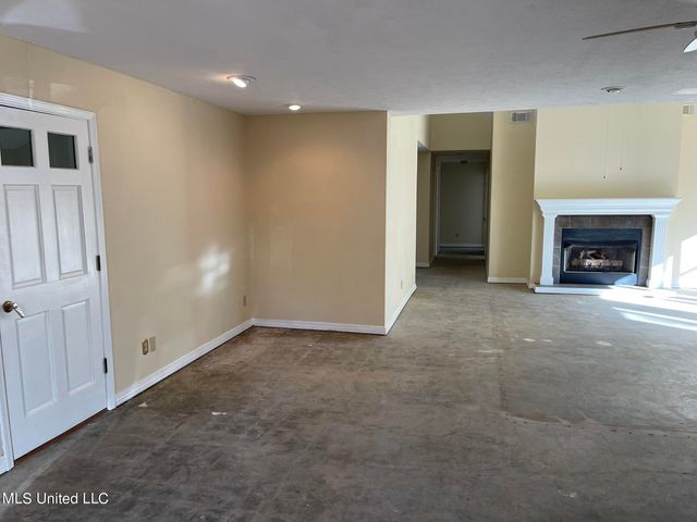 384 Ponta Hills Road, Meridian, MS 39305