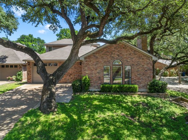 312 Tree Grove Circle, Waco, TX 76712