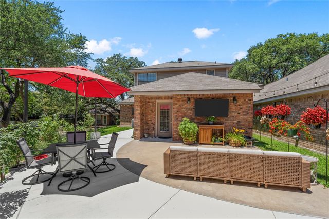 312 Tree Grove Circle, Waco, TX 76712