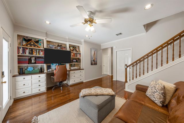 312 Tree Grove Circle, Waco, TX 76712