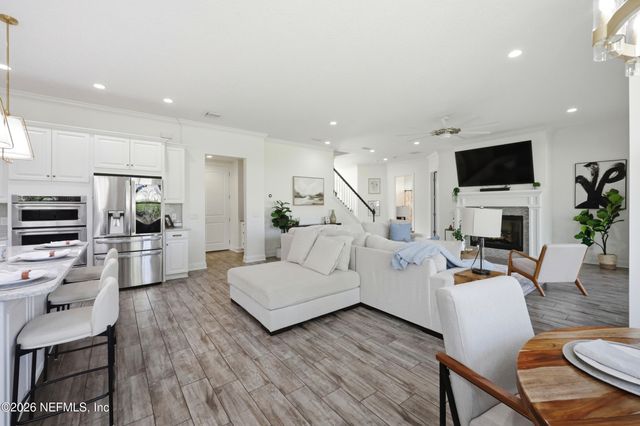 349 LAKEVIEW PASS Way, St. Johns, FL 32259