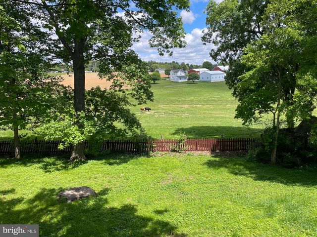 4535 N WOODS TRL, Hampstead, MD 21074