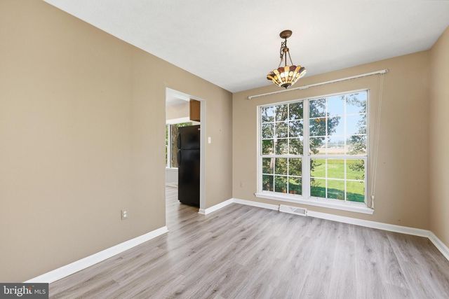 4535 N WOODS TRL, Hampstead, MD 21074