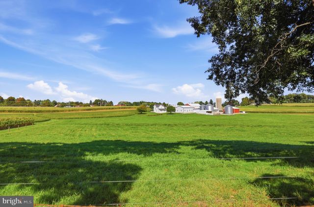 4535 N WOODS TRL, Hampstead, MD 21074