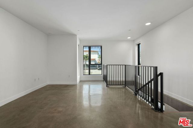1250 N Fairfax Avenue 204, West Hollywood, CA 90046