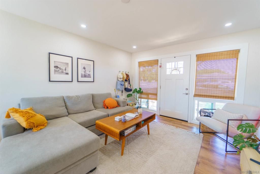 4190 Clairemont Dr, San Diego, CA 92117 — photo 4