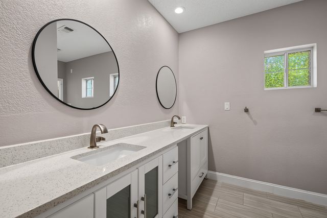 3909 Trail Lake Drive, Fort Worth, TX 76109