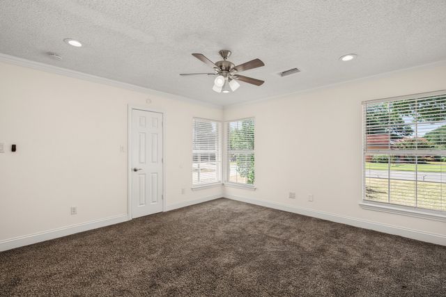 3909 Trail Lake Drive, Fort Worth, TX 76109