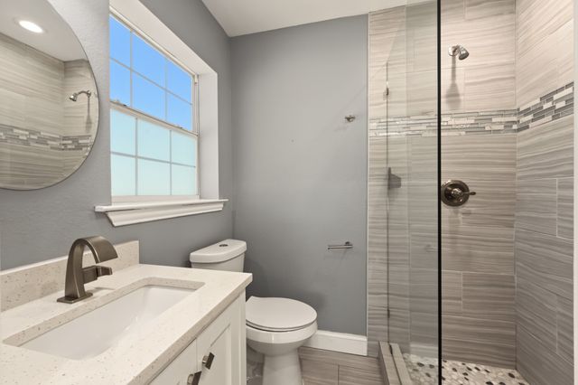 3909 Trail Lake Drive, Fort Worth, TX 76109