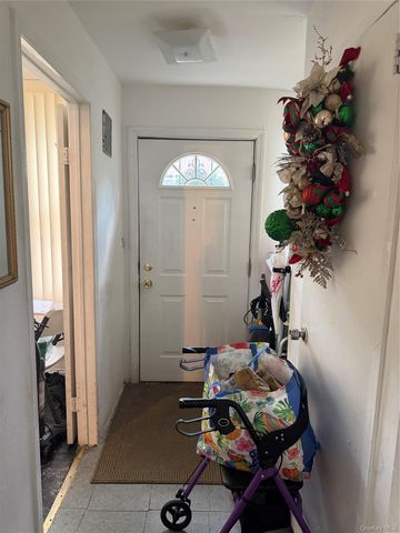 10749 160th Street, Jamaica, NY 11433