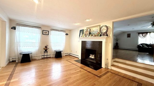 11 Quail Run Rd, Bellingham, MA 02019