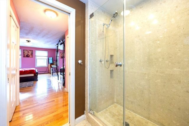 11 Quail Run Rd, Bellingham, MA 02019