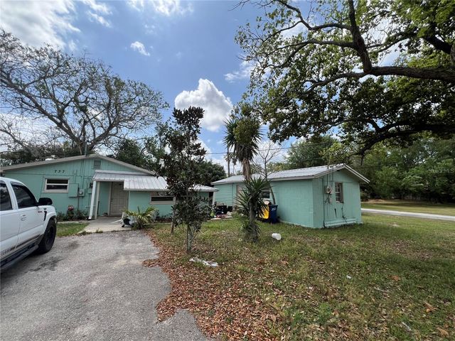 737 ALBROOK STREET, Mascotte, FL 34753