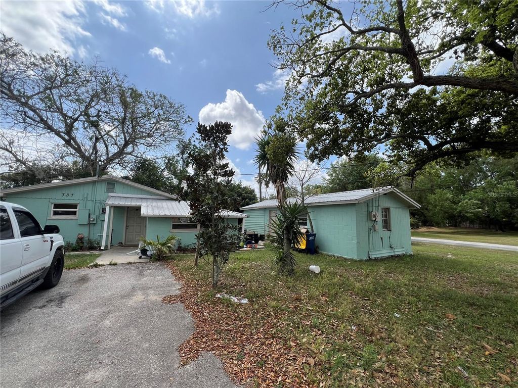 Image 2 of property listing at 737 ALBROOK STREET, Mascotte, FL 34753