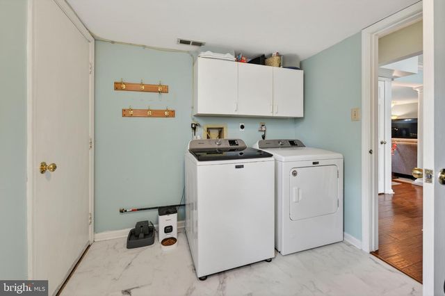 15 OXFORD, Sewell, NJ 08080