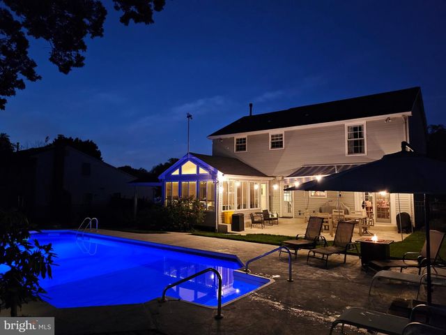 15 OXFORD, Sewell, NJ 08080