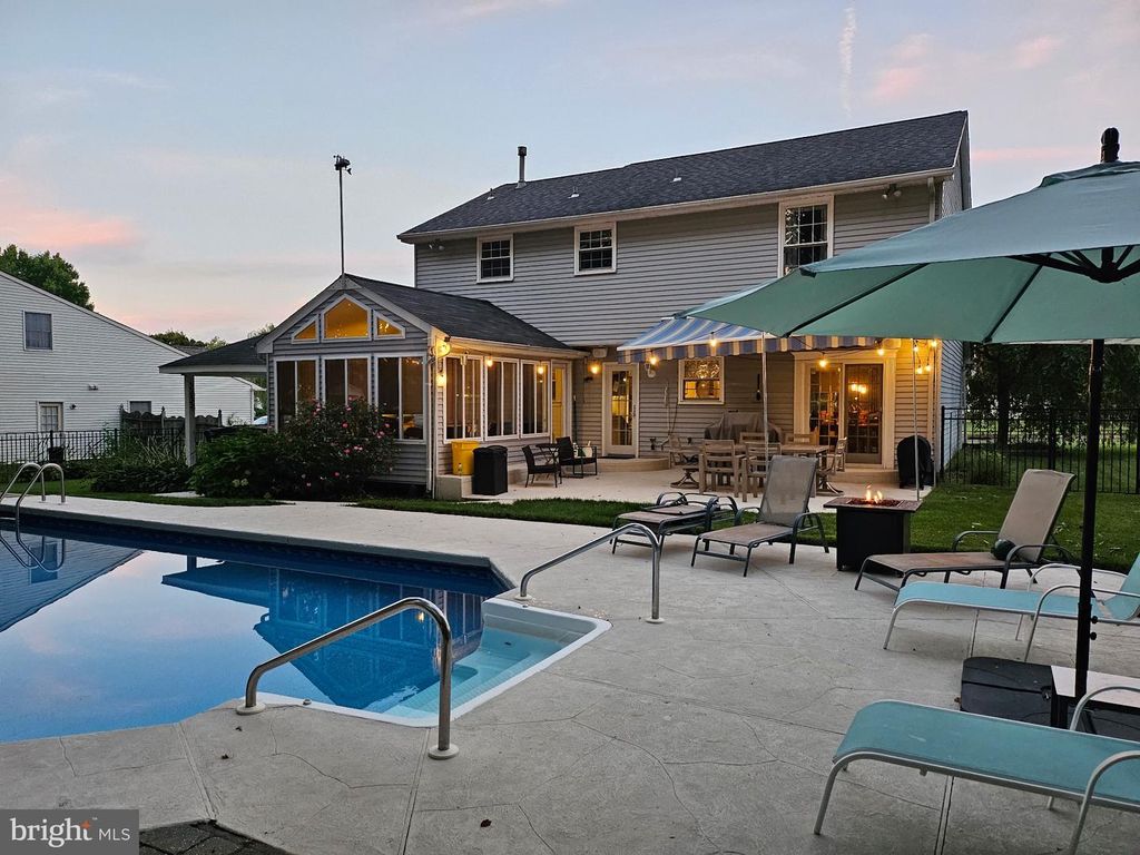 15 OXFORD, Sewell, NJ 08080