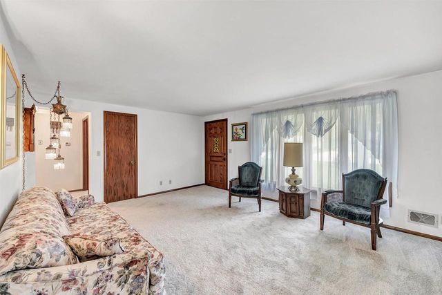1804 KEEHAN LANE, Green Bay, WI 54311