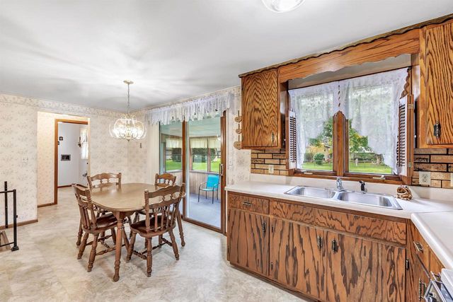 1804 KEEHAN LANE, Green Bay, WI 54311