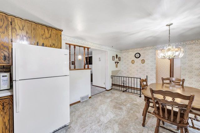 1804 KEEHAN LANE, Green Bay, WI 54311