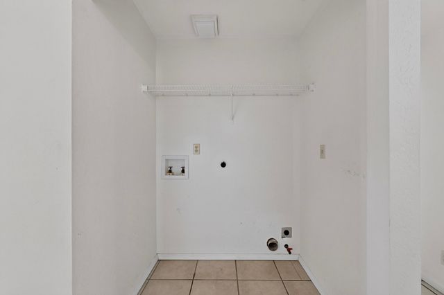 3952 Paseo Del Sol, Santa Fe, NM 87507