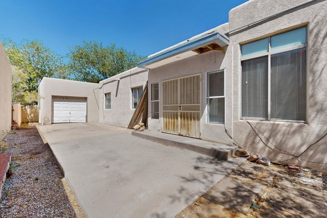 3952 Paseo Del Sol, Santa Fe, NM 87507