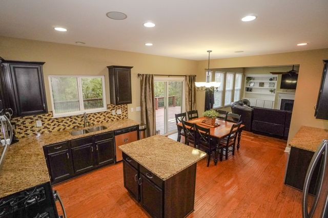 1555 Hunt Club Blvd, Gallatin, TN 37066