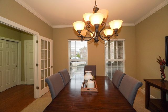 1555 Hunt Club Blvd, Gallatin, TN 37066