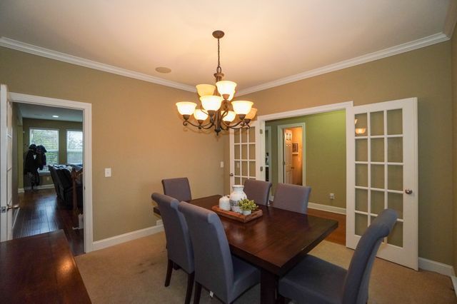 1555 Hunt Club Blvd, Gallatin, TN 37066