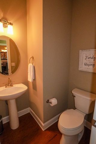 1555 Hunt Club Blvd, Gallatin, TN 37066