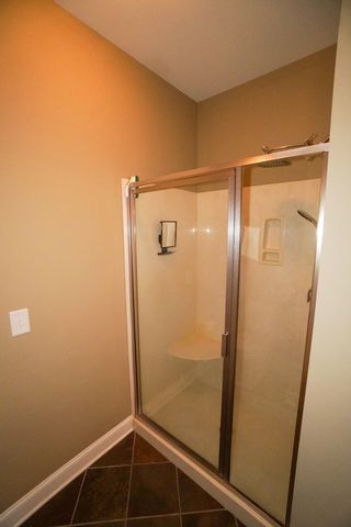 1555 Hunt Club Blvd, Gallatin, TN 37066