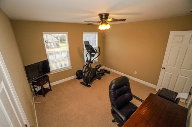 1555 Hunt Club Blvd, Gallatin, TN 37066