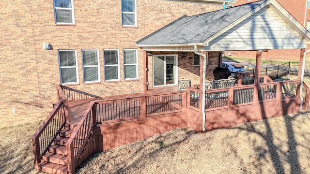 1555 Hunt Club Blvd, Gallatin, TN 37066