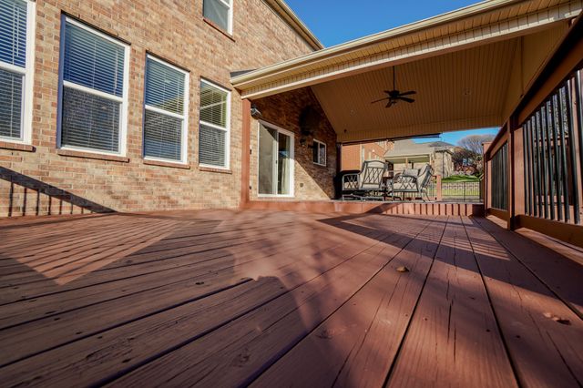 1555 Hunt Club Blvd, Gallatin, TN 37066