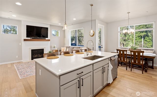 8721 69th Pl NE, Marysville, WA 98270