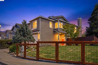 18911 Sydney Cir, Castro Valley, CA 94546