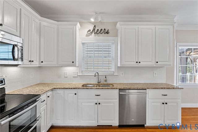 16406 Benmore Rd, Moseley, VA 23120