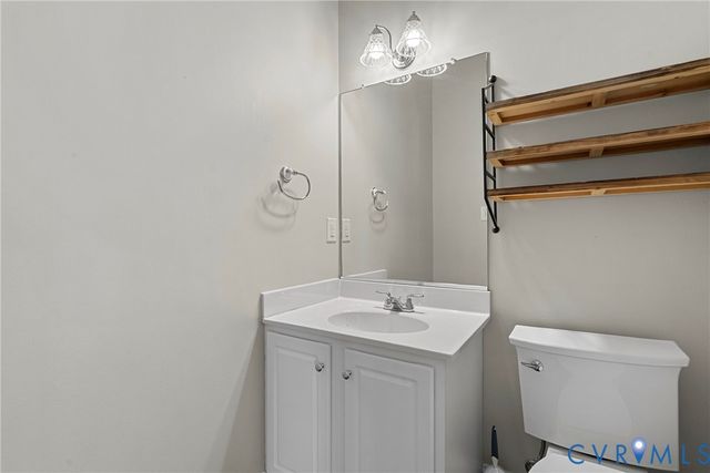 16406 Benmore Rd, Moseley, VA 23120