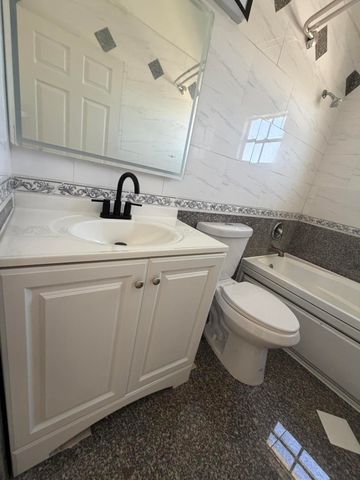 472 NW 2nd Terrace, Deerfield Beach, FL 33441