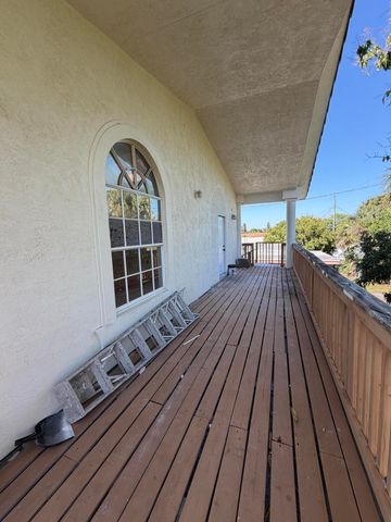 472 NW 2nd Terrace, Deerfield Beach, FL 33441