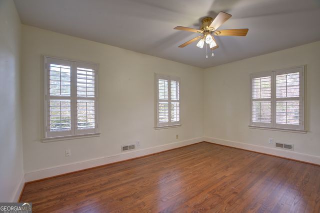 12 Ridgewood Rd SW, Rome, GA 30165