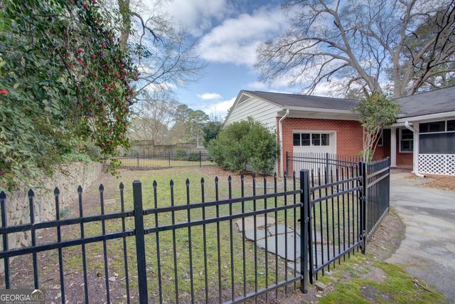 12 Ridgewood Rd SW, Rome, GA 30165