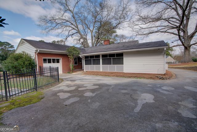 12 Ridgewood Rd SW, Rome, GA 30165