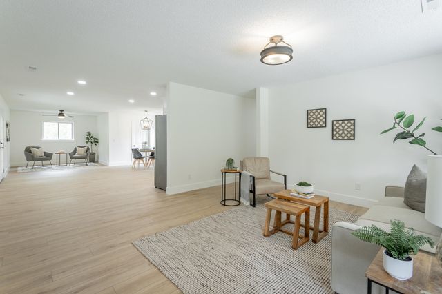 9039 Dallas Hollow Road, Soddy Daisy, TN 37379