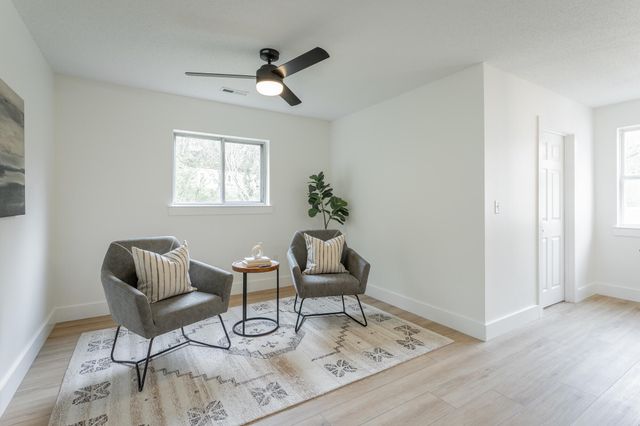 9039 Dallas Hollow Road, Soddy Daisy, TN 37379