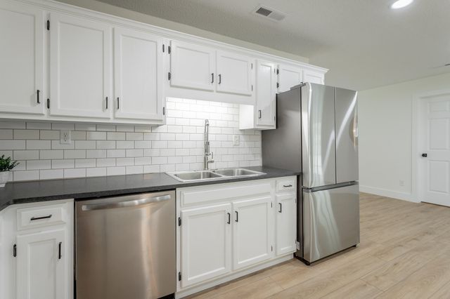 9039 Dallas Hollow Road, Soddy Daisy, TN 37379