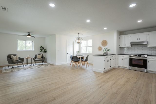 9039 Dallas Hollow Road, Soddy Daisy, TN 37379